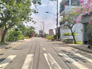 Thanh lý gấp đất tại q9, ngay khu dân cư gần chợ giá chỉ 2,05 tỷ, shr, đường 9m  0934 652 ***