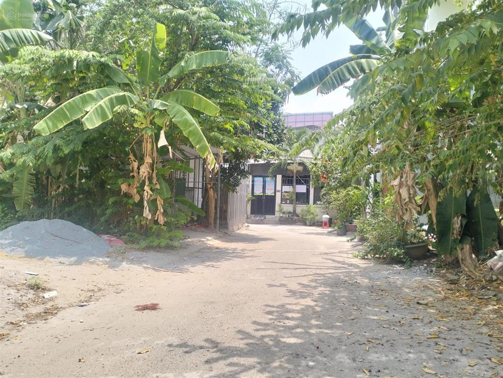 Đất làm chdv 68m2  3,55 tỏi  đường thông kế chợ long trường, ngang 4,4m  o934652279