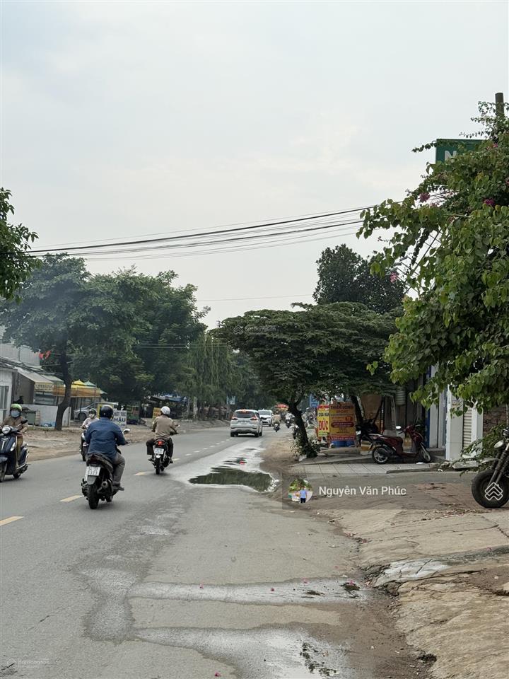 Dòng tiền 70tr/tháng. bán nhà 5 tầng ngay mt lã xuân oai. dt 6m*23m=140m2, sàn 600m2. giá 20 tỷ tl