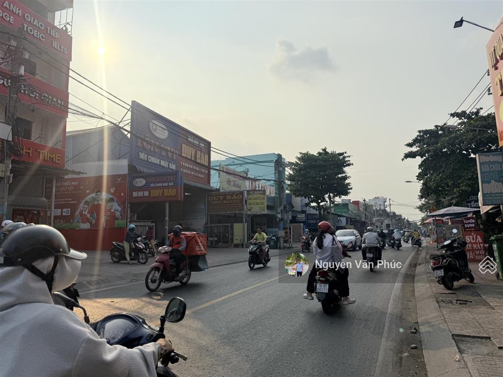 Chủ cần bán gấp mt nguyễn xiển, ngay kế vinhomes q9, dt 10m*37m=370m2, vuông vức, giá rẻ 30 tỷ tl