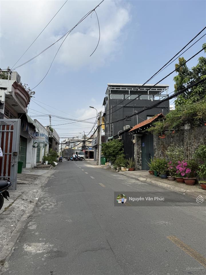 Bán nhà mt tam hà, tam phú. dt 5.5m*25m=150m2 vuông vức. ctxd 1 hầm 7 tầng. giá bán 17 tỷ tl