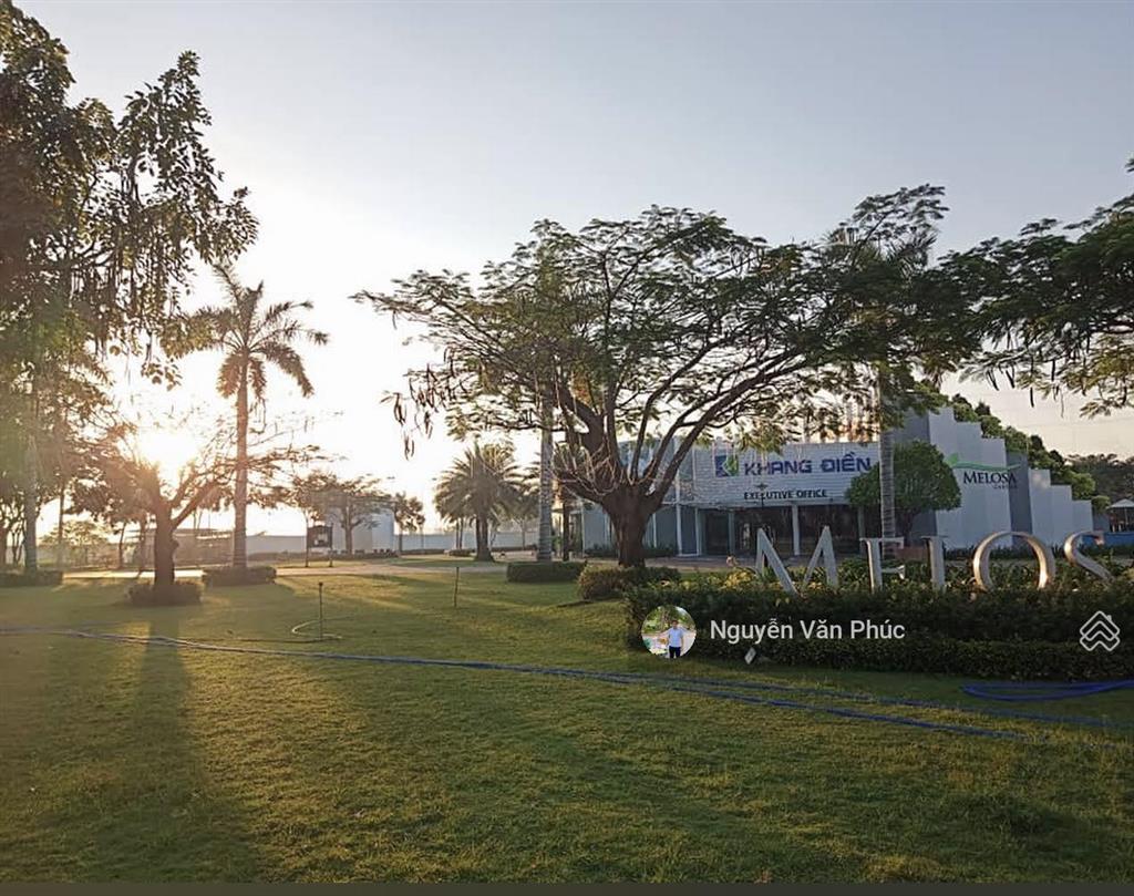 Cần bán gấp nhà phố melosa garden, khang điền. dt 5m*21m=105m2, kc 3 tầng thô. giá bán 10 tỷ tl