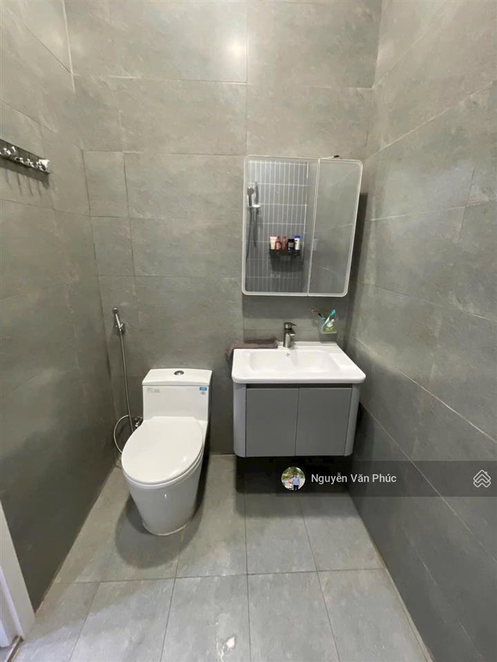 Nhà 2 tầng hxh 6m đường tô ngọc vân, ngay chợ thủ đức. dt 8m*8m=60m2 vuông vức. giá bán 6.9 tỷ tl