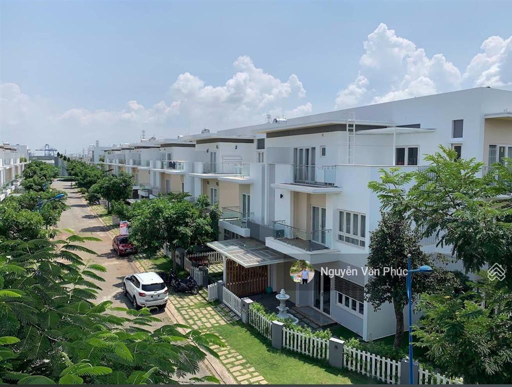 Cần bán gấp nhà phố melosa garden, khang điền. dt 5m*21m=105m2, kc 3 tầng thô. giá bán 9.9 tỷ tl