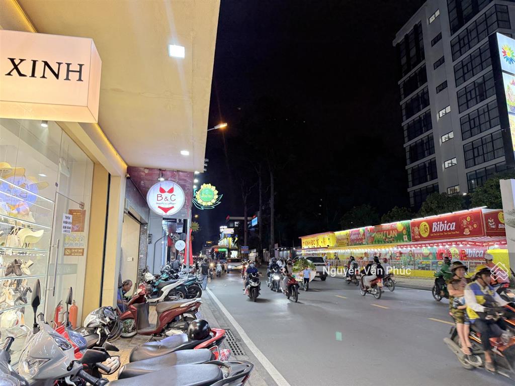 Building hầm 6 tầng mt tô ngọc vân, thủ đức. dt 15x27m=420m2. gần 2000m2 sàn. giá 75 tỷ còn tl