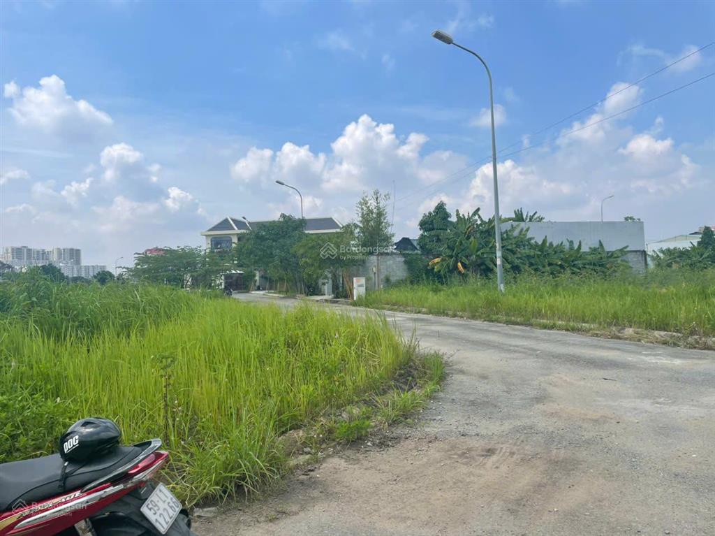 Bán nhanh các nền bt liên phường ngay q2 tphcm 57 triệu / m2, 334 m2
