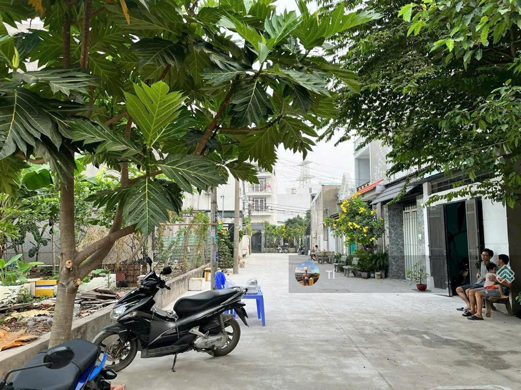 Bán đất tại thạnh lộc 31 sát sông sài gòn dt 9,5x24,5 thổ cư full hxh 7m kdc hiện hữu giá 11,3 tỷ