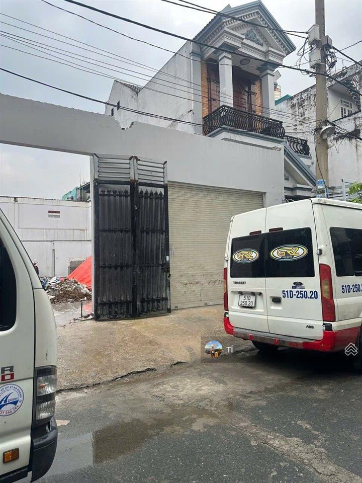 Đất 172m2 thổ sát bệnh viện q12 dương thị mười dt 8,8x18 hẻm 8. giá 9.8 tỷ xây biệt thự chdv