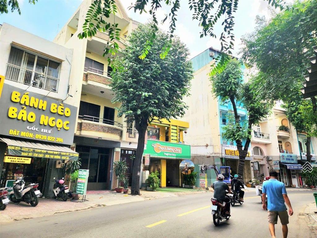 Nhà mt nguyễn thái bình dt 5,25 x17 nở hậu giá 24 tỷ xây mới hầm 7 lầu