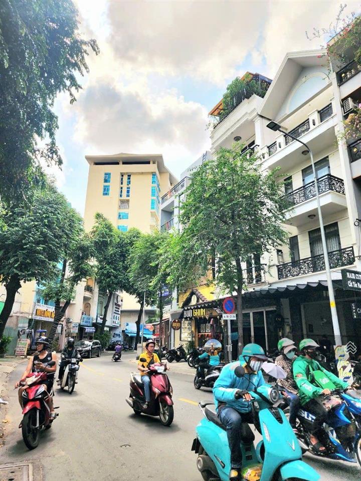Nhà mt nguyễn thái bình dt 5,25 x17 nở hậu giá 24 tỷ xây mới hầm 7 lầu