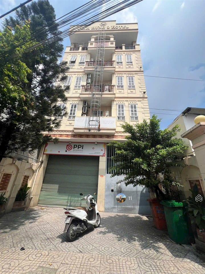 Bán 40 chdv trệt lửng lầu 8x22m giá 21 tỷ đang cho thuê 70tr ngay sát gò vấp