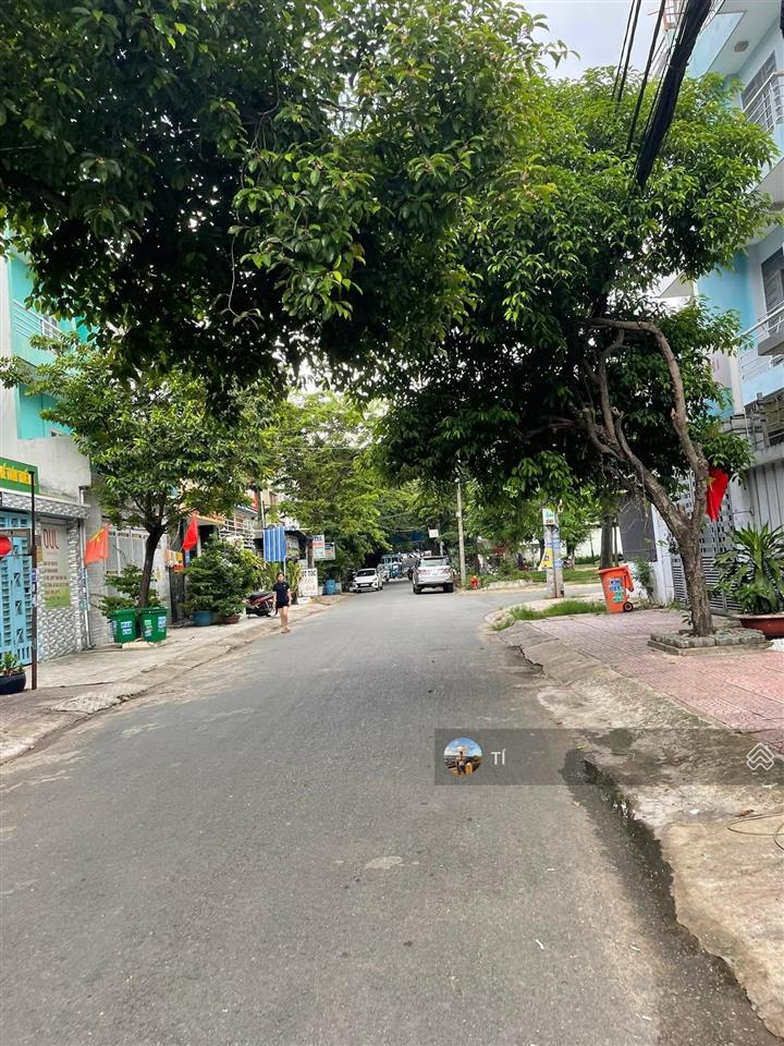 Bán đất tô ký dt 6x23 hẻm 8m giá 8,6 tỷ sát dh giao thông vận tải chợ tân chánh hiệp