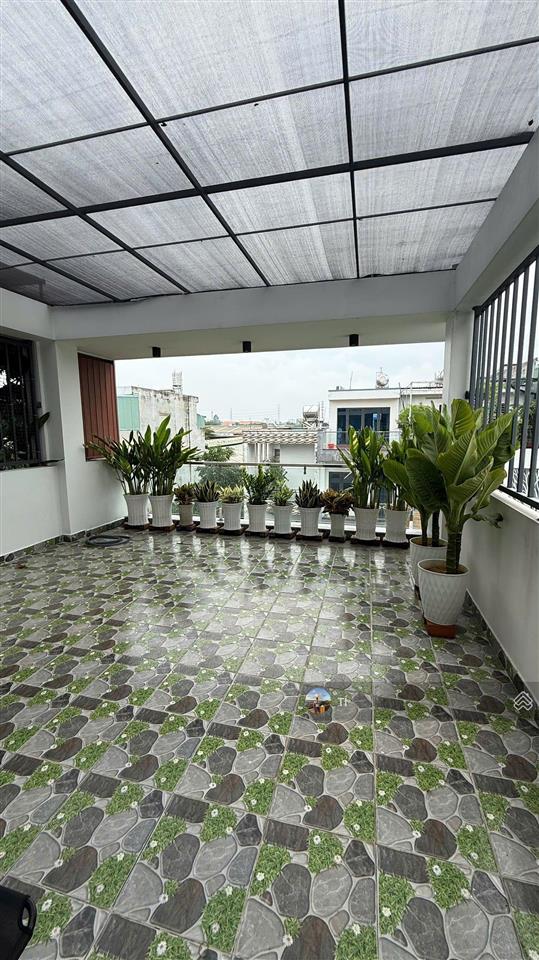 Bán nhà ở kèm chdv 8 phòng kênh tham lương nguyễn văn quá dt 5x20 trệt 3 lầu thu nhập 22tr