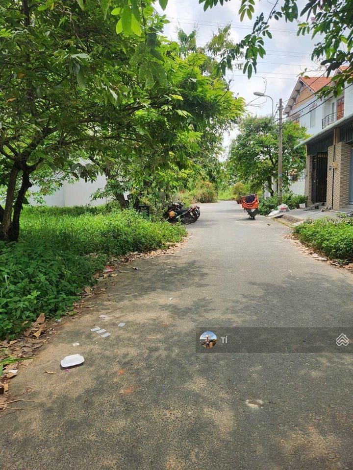 Đất kdc tân tiến kênh tham lương bến cát trục bờ kè dt 5x27 full thổ giá 6.95 tỷ