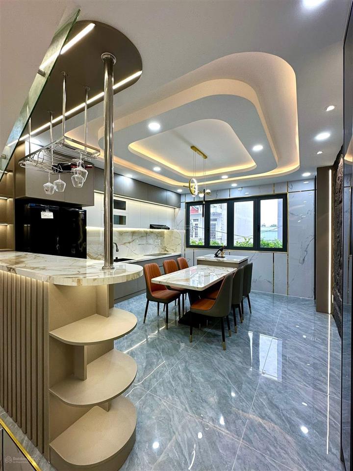 Nhà phố 4.5 x 12m đúc 3 lầu vị trí cực đẹp đường 6 ngay đường hà huy giáp q12