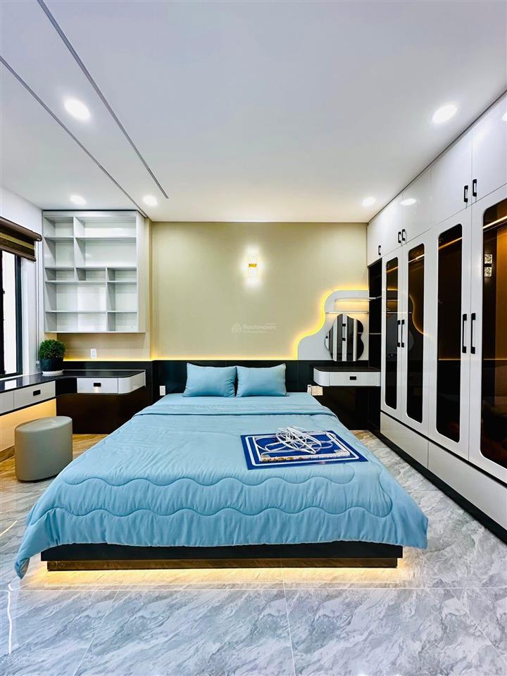 Nhà phố 4.5 x 12m đúc 3 lầu vị trí cực đẹp đường 6 ngay đường hà huy giáp q12