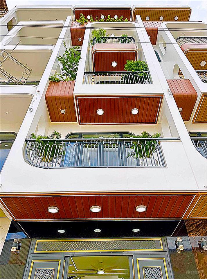 Nhà phố 4.5 x 12m đúc 3 lầu vị trí cực đẹp đường 6 ngay đường hà huy giáp q12