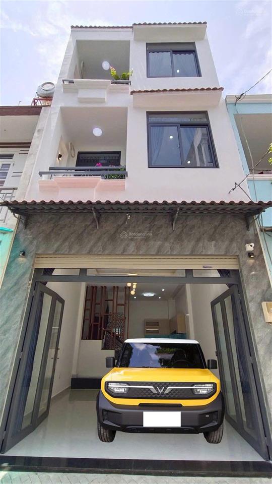 Nợ ngân hàng xã lỗ nhà 4.5mx9m xe hơi ngủ trong nhà