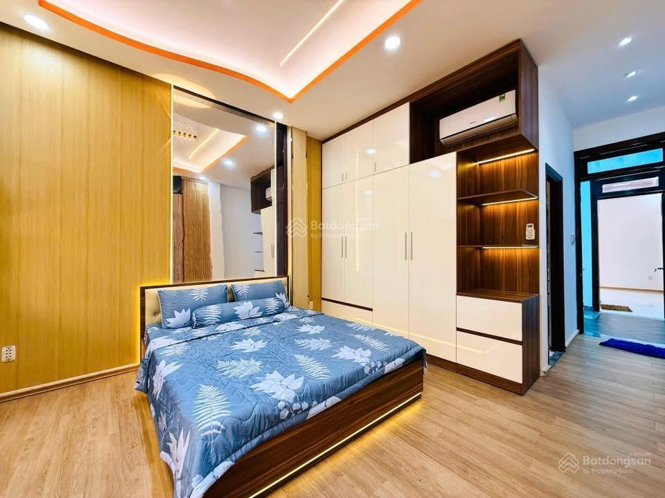 Nợ ngân hàng xã lỗ nhà 4mx18m hẻm 5m phạm văn bạch