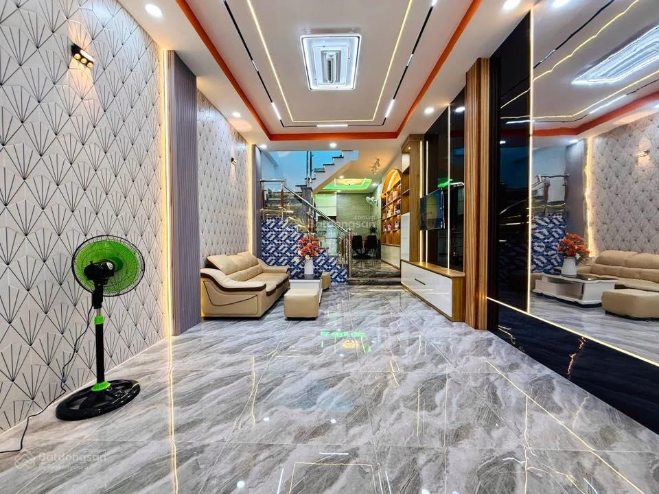 Nợ ngân hàng xã lỗ nhà 4mx18m hẻm 5m phạm văn bạch