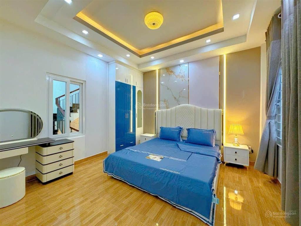 Cho thuê nhà nguyên căn 6mx9m lững 3 lầu hxh thông phan huy ích