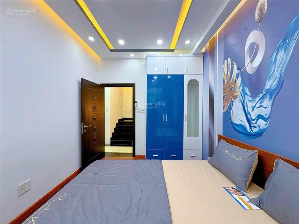 Cho thuê nhà nguyên căn 6mx9m lững 3 lầu hxh thông phan huy ích