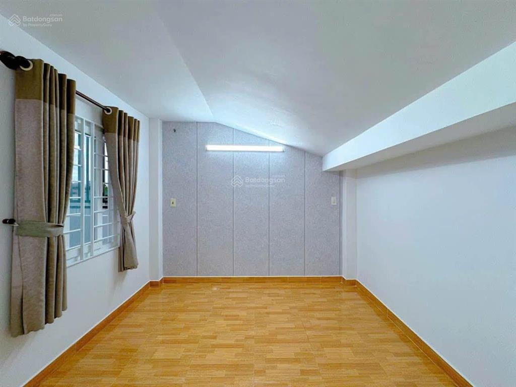 Cho thuê nhà nguyên căn 6mx9m lững 3 lầu hxh thông phan huy ích