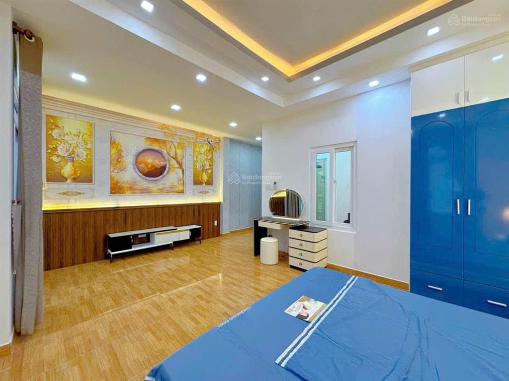Cho thuê nhà nguyên căn 6mx9m lững 3 lầu hxh thông phan huy ích