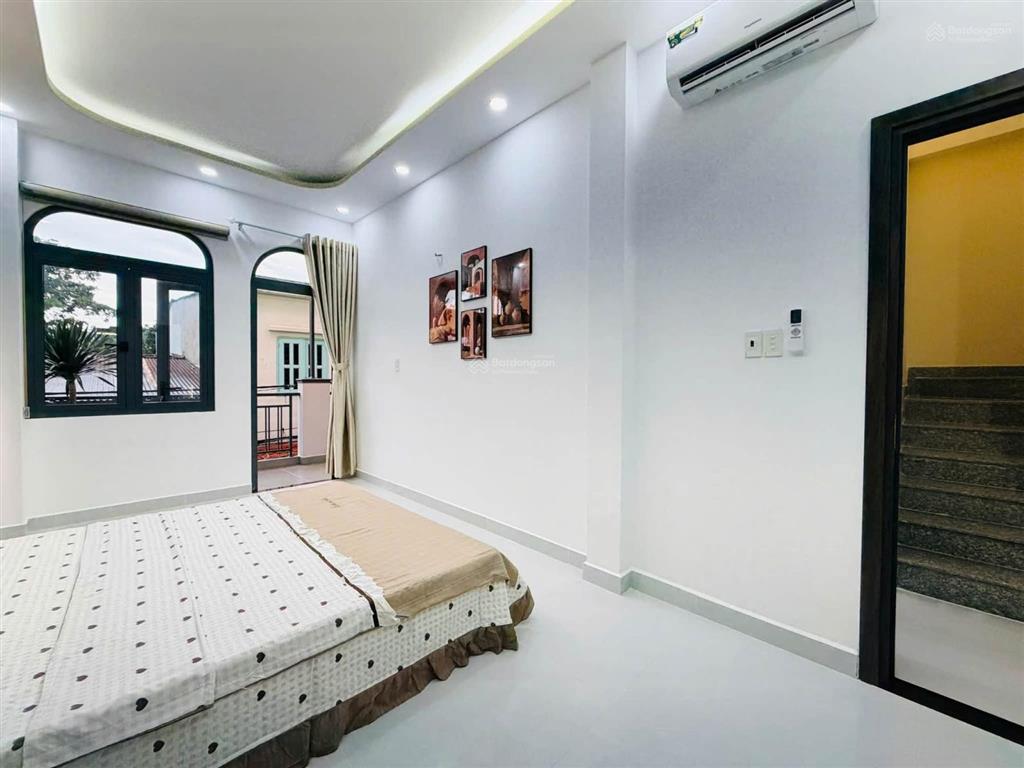 Nhà tân bình  6.5m x 9m gần nhà ga t3  sân bay tân sơn nhất.