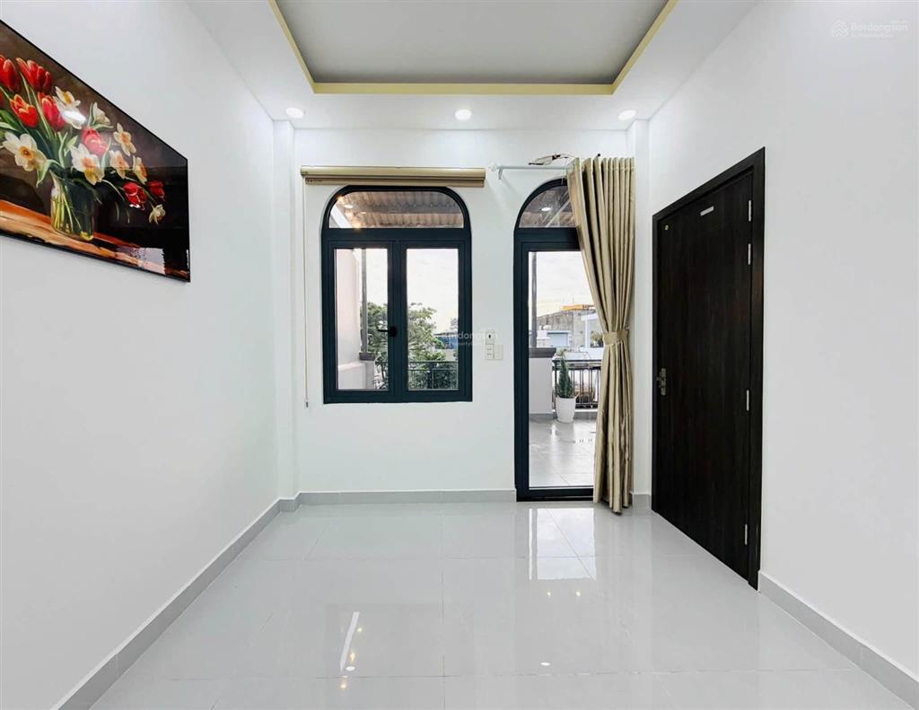 Nhà tân bình  6.5m x 9m gần nhà ga t3  sân bay tân sơn nhất.