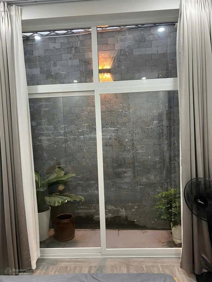 Nhà tân bình  ngộp nợ bank, chỉ 5.99 tỷ  5.6m x 15m. nguyễn sỹ sách