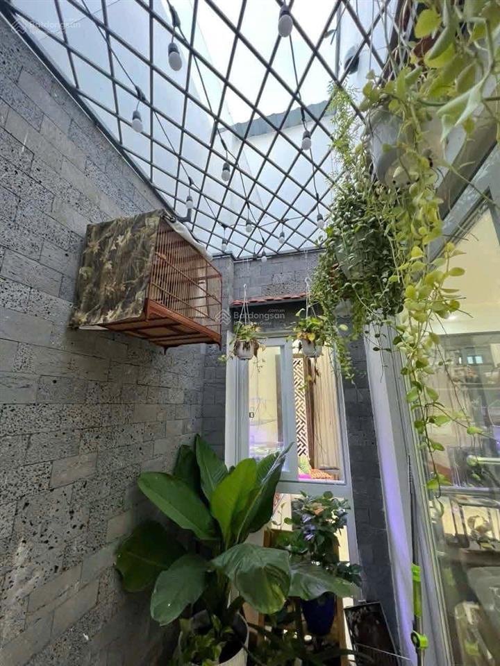 Nhà tân bình  ngộp nợ bank, chỉ 5.99 tỷ  5.6m x 15m. nguyễn sỹ sách
