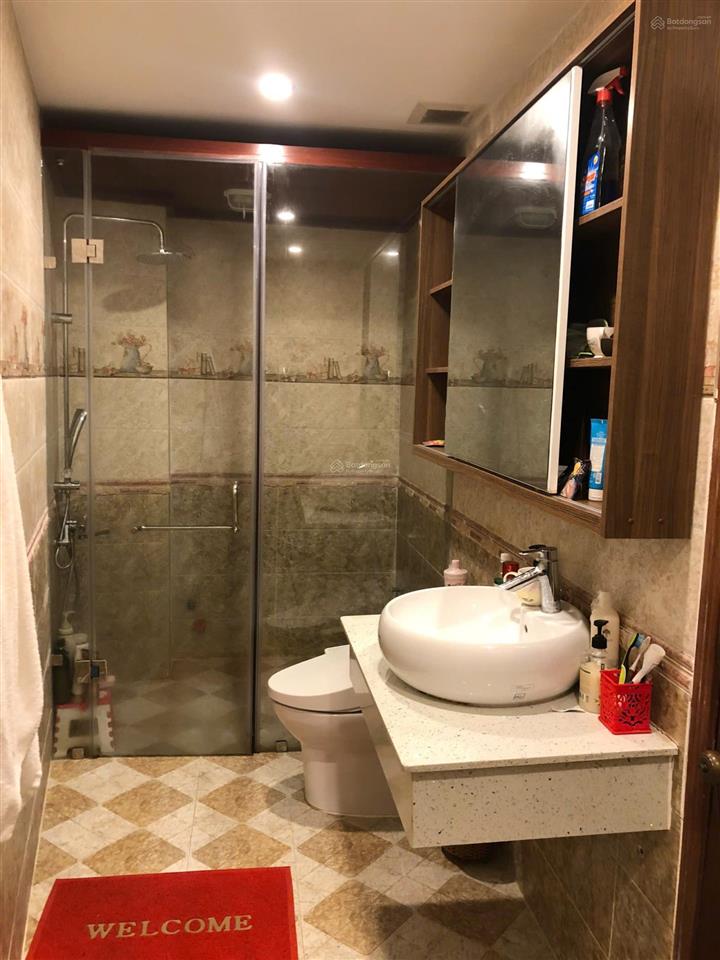 Bán nhà mặt phố 140n phan văn trị, cho con du học 18,5 tỷ, 92 m2, chính chủ, tốt