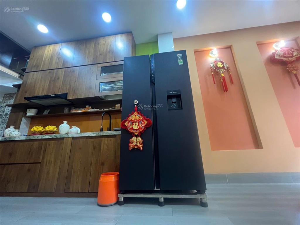 Chính chủ bán nhà đẹp đường lê lai  1 trệt 3 lầu, mới 23 năm  nhỉnh 8 tỷ  vào ở ngay