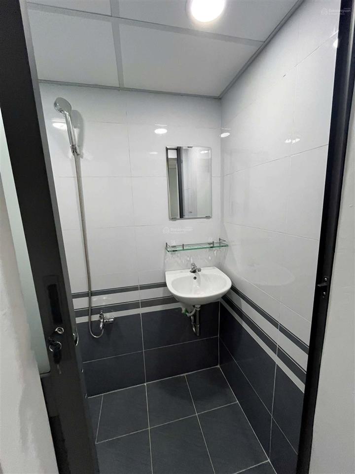 Bán nhà riêng tại lạc long quân, 3,65 tỷ, 35 m2, giá siêu hời