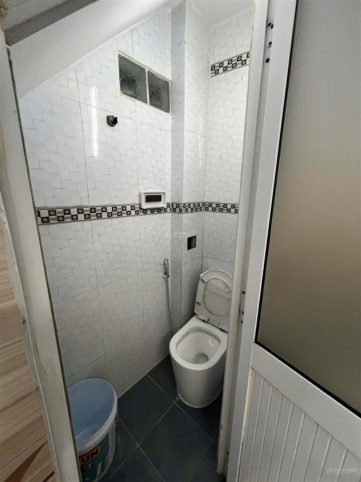 Bán nhà riêng tại lạc long quân, 3,65 tỷ, 35 m2, giá siêu hời