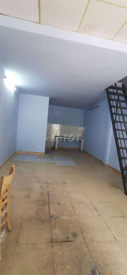 Nhà cho thuê Hương Lộ 2,nhà 2 căn liền kề góc, thuê 1 trong 2