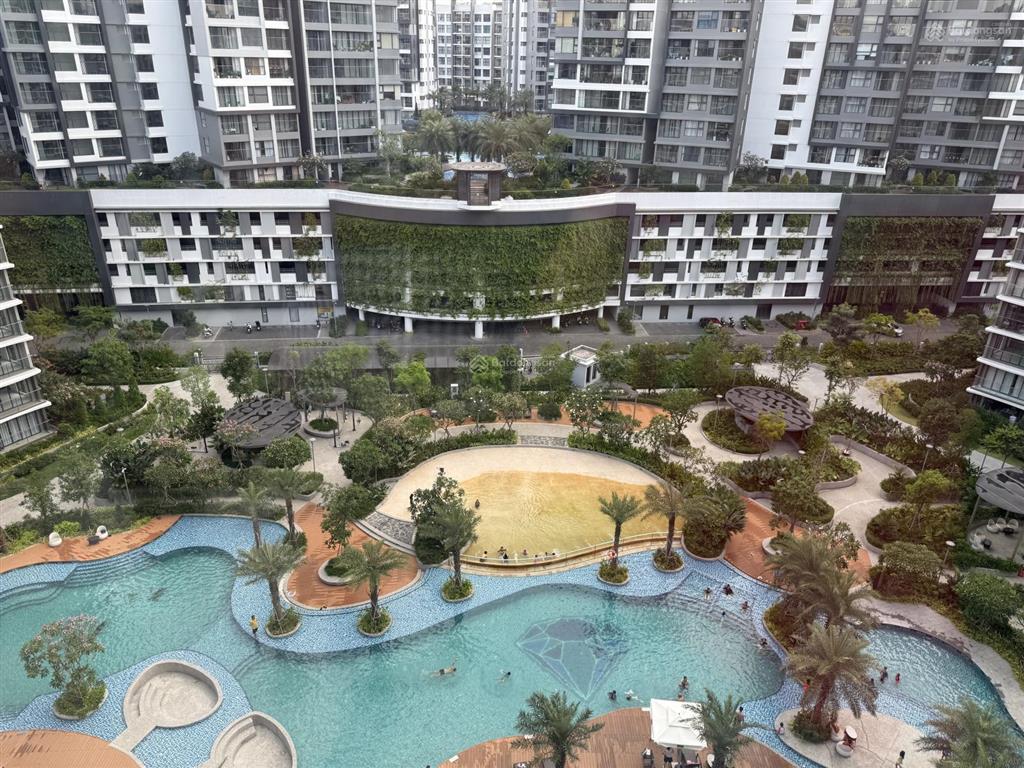 Bán gấp căn trệt góc 2pn + 1 96m2 khu diamond centery, 8tỷ7, nhà mới (giá thật không đăng ảo)