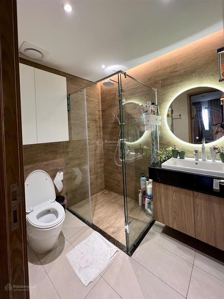 Khách em cần bán căn góc 2pn tòa a5 view công viên giá 7tỷ2 diamond alnata plus