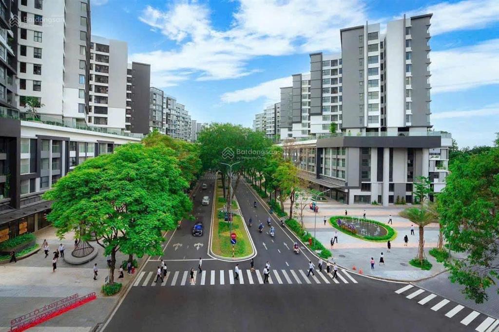 Shophouse vuông vức diamond alnata celadon city giá 28,5 tỷ 282m2 ngay đại lộ gamuda land