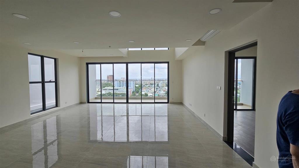 Bán căn duplex (2tầng 160m2) diamond centery giá rẻ nhất kv, 4pn, trả chậm 3 nam , giá 14ty65