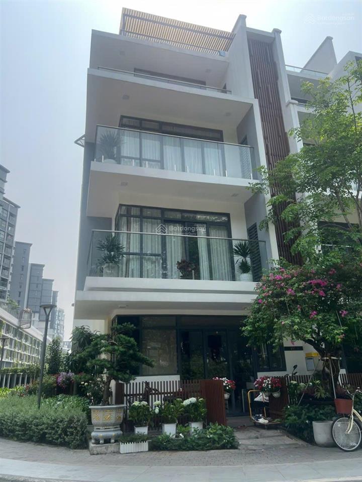 Em thư kinh nghiệm 10 năm tại the glen celadon city rao bán căn nhà phố v5.01, giá hời tt