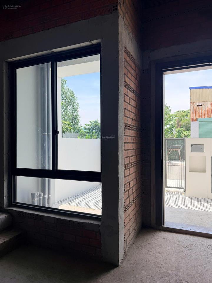 Bán giá gốc nhà phố & villa the meadow, trả chậm 5 năm  20% nhận nhà,  nv cđt 0359 999 ***