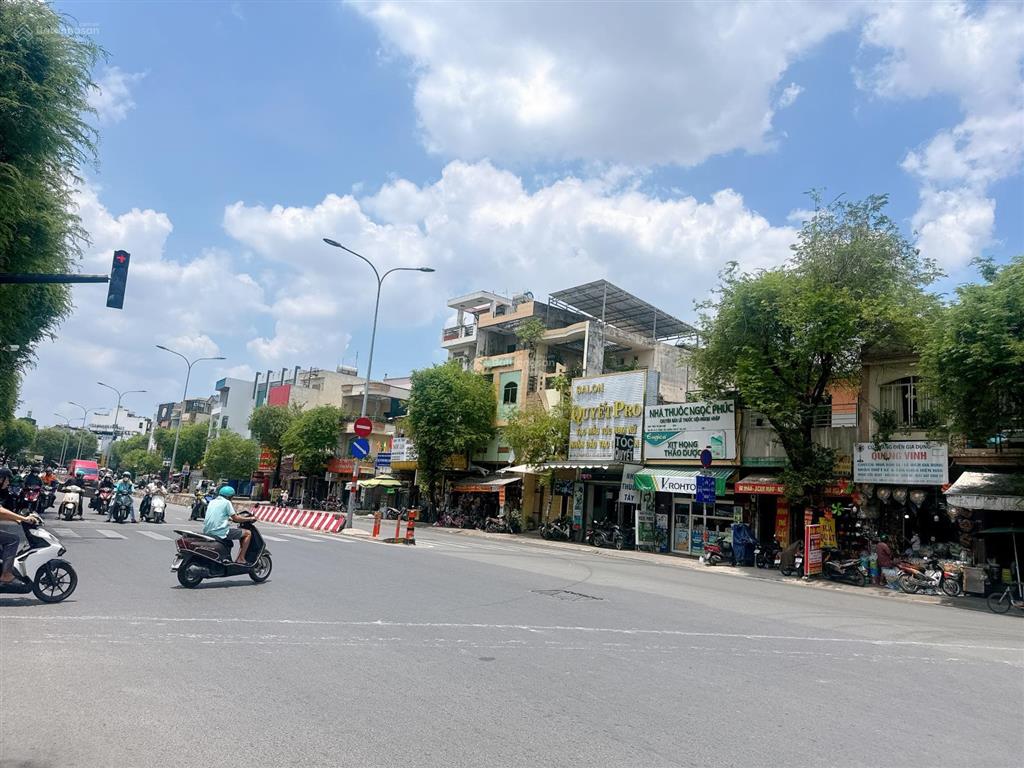 Mặt tiền kinh doanh vị trí đắc địa đối diện trường đh công thương ( 5x25m ) giá 26 tỷ tl