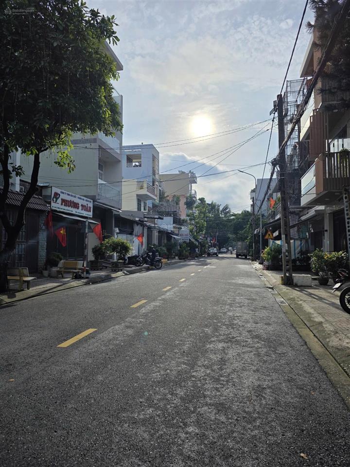 Bán nhà mặt phố (5x16m) 90m2, giá siêu hời 9,8 tỷ tại lê lăng, p. phú thạnh, tp.hcm