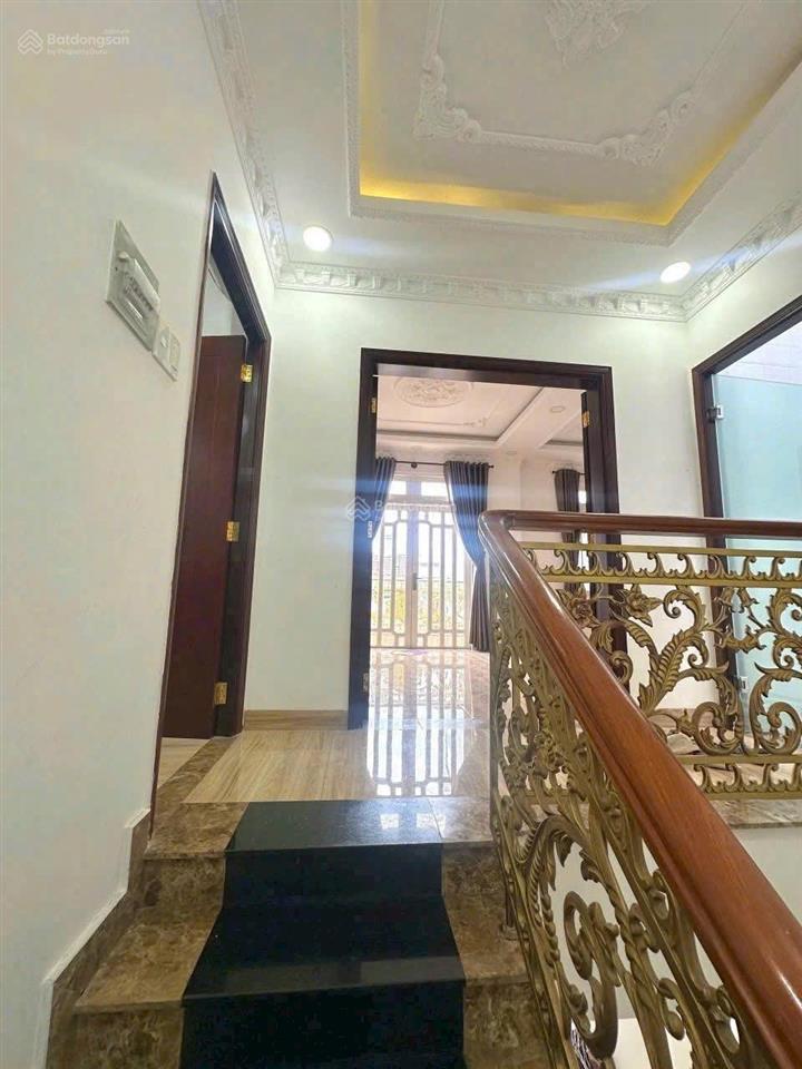 Bán nhà 2 mặt hẻm 8m đường số 15, 7,5x13,5m, 2 lầu, gần aeon tân phú, giá bán 11.7 tỷ