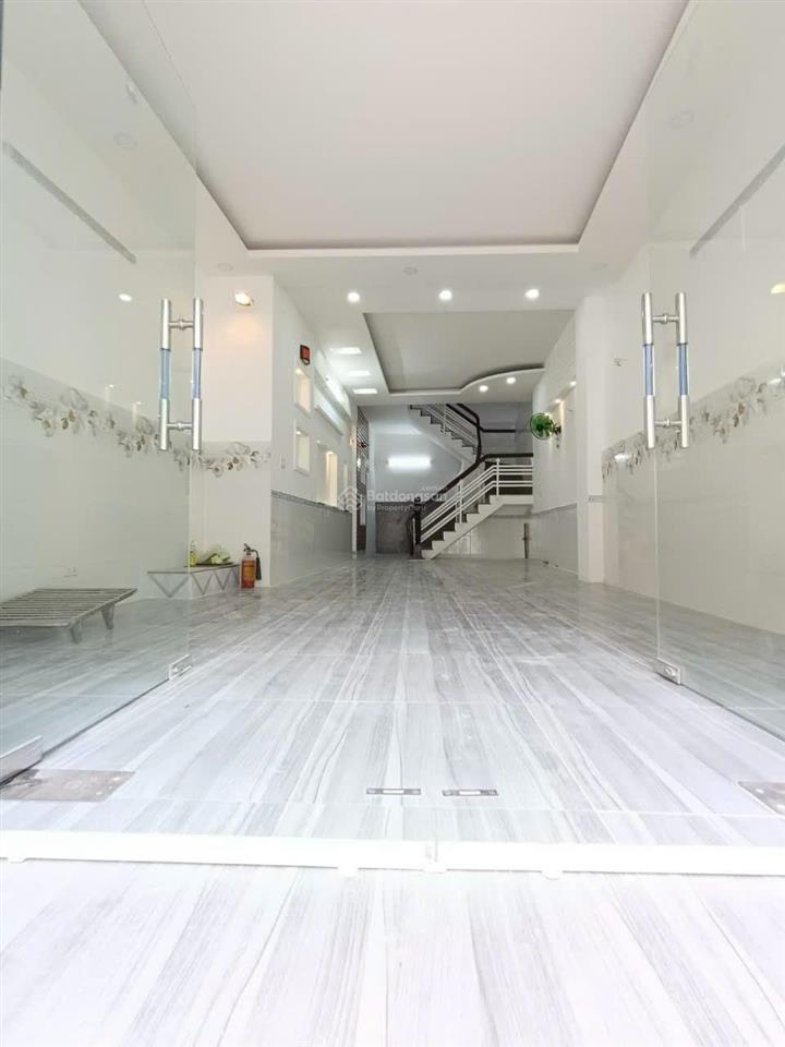Bán nhà mặt tiền đường số 10 (lê văn quới), 8x13,5m, 1 lầu, chính chủ, giá 7.9 tỷ