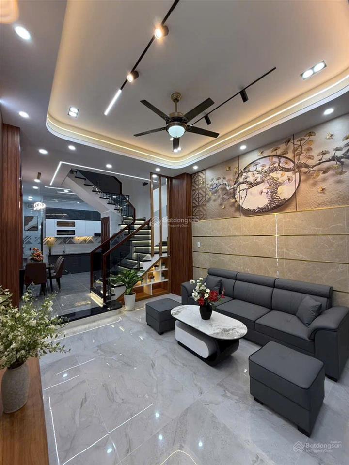 Bán nhà hẻm xe hơi thông khu tân hương, 4x14m, 2 lầu, 4 phòng ngủ, nhà mới, giá 7.98 tỷ