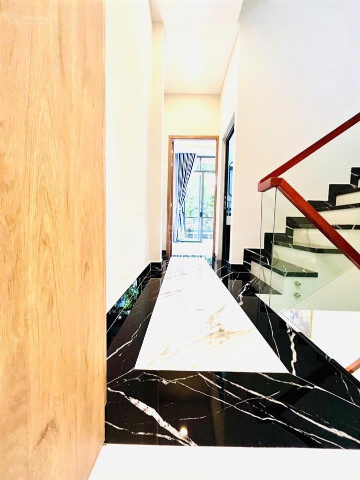 Bán nhà hẻm 4m phú thọ hoà, 3,6x12m, 2 lầu, sân thượng, nhà mới, giá 6.5 tỷ tl