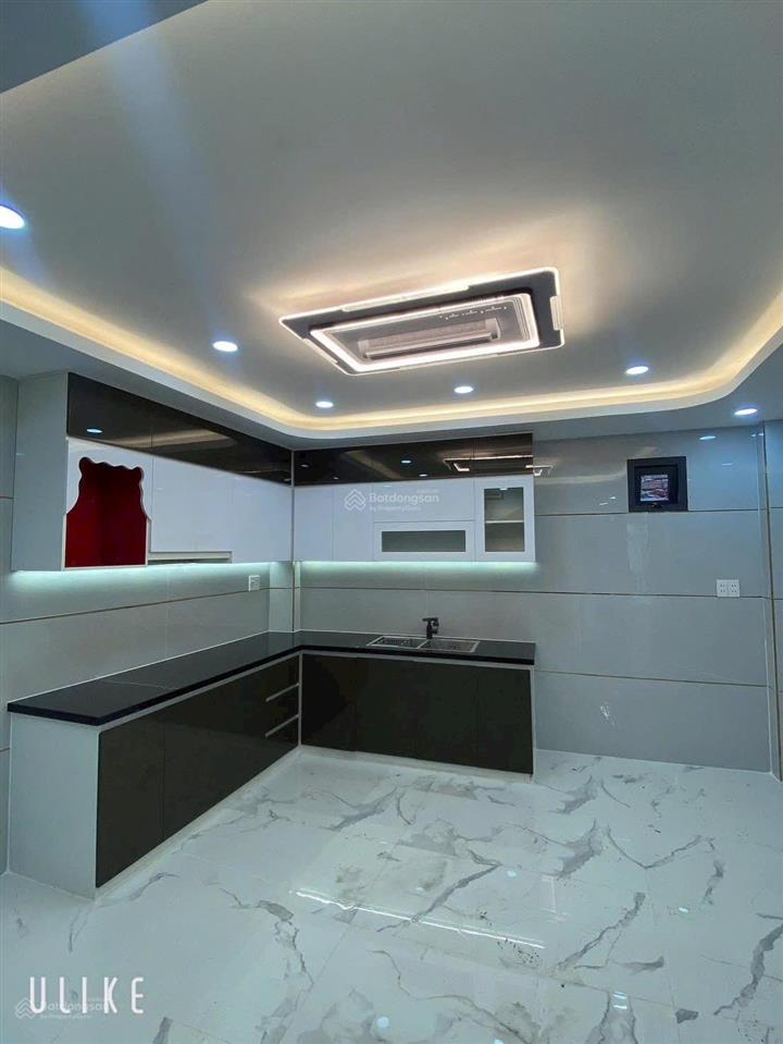 Bán nhà hẻm 8m lê văn quới, dt 4,5x14m, lửng, 3 lầu, nhà mới, có thang máy, giá 7.9 tỷ